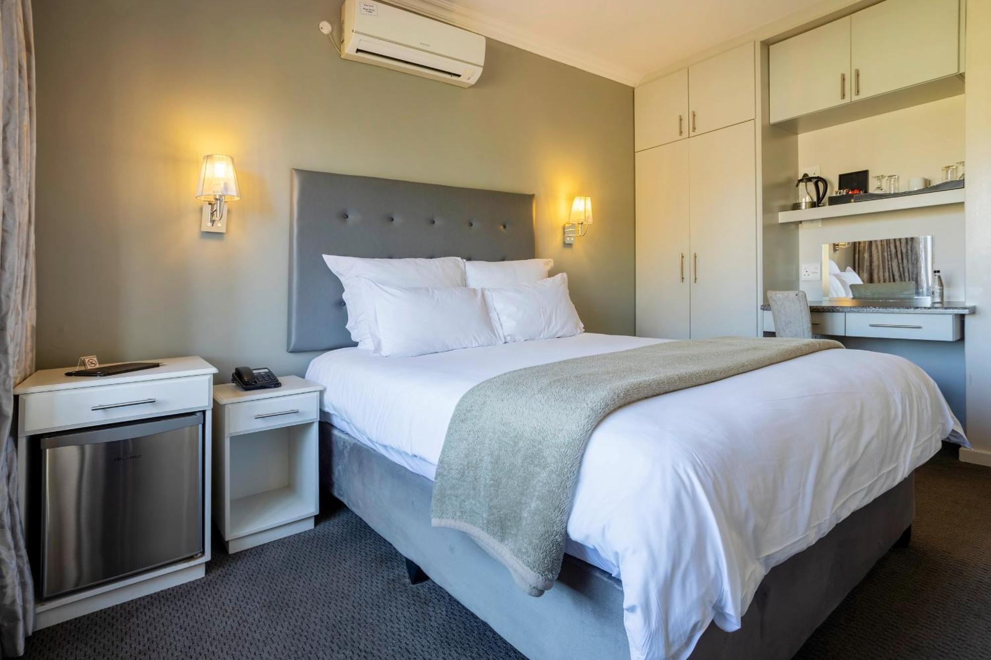 Devonvale Golf & Wine Estate Hotel Stellenbosch Bagian luar foto